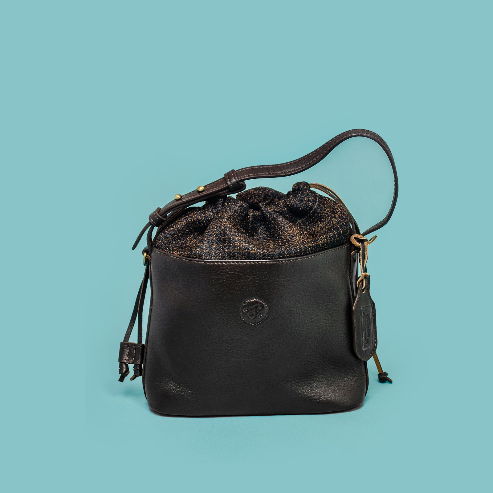 ZABRIENNE Bucket Bag (with drawstring)