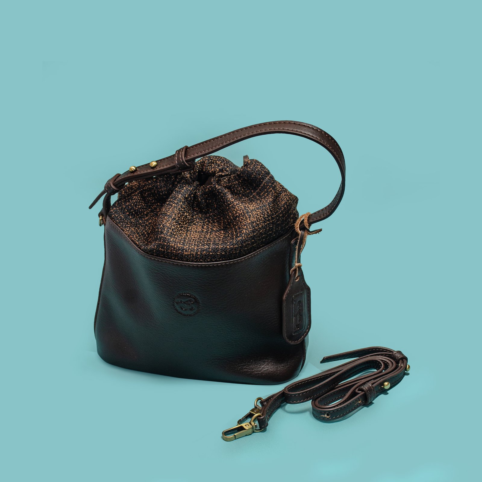 ZABRIENNE Bucket Bag (with drawstring) - Image 5
