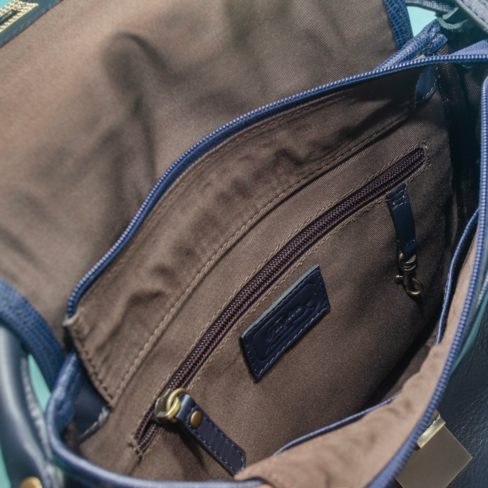 Limited Edition Fery Bag - Image 5